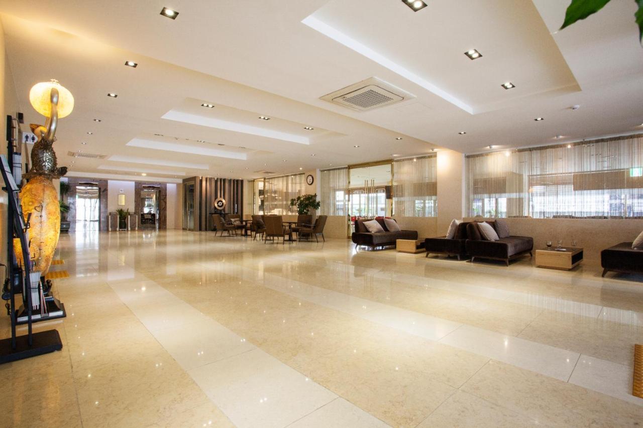 Suwon Reve Hotel Exterior photo