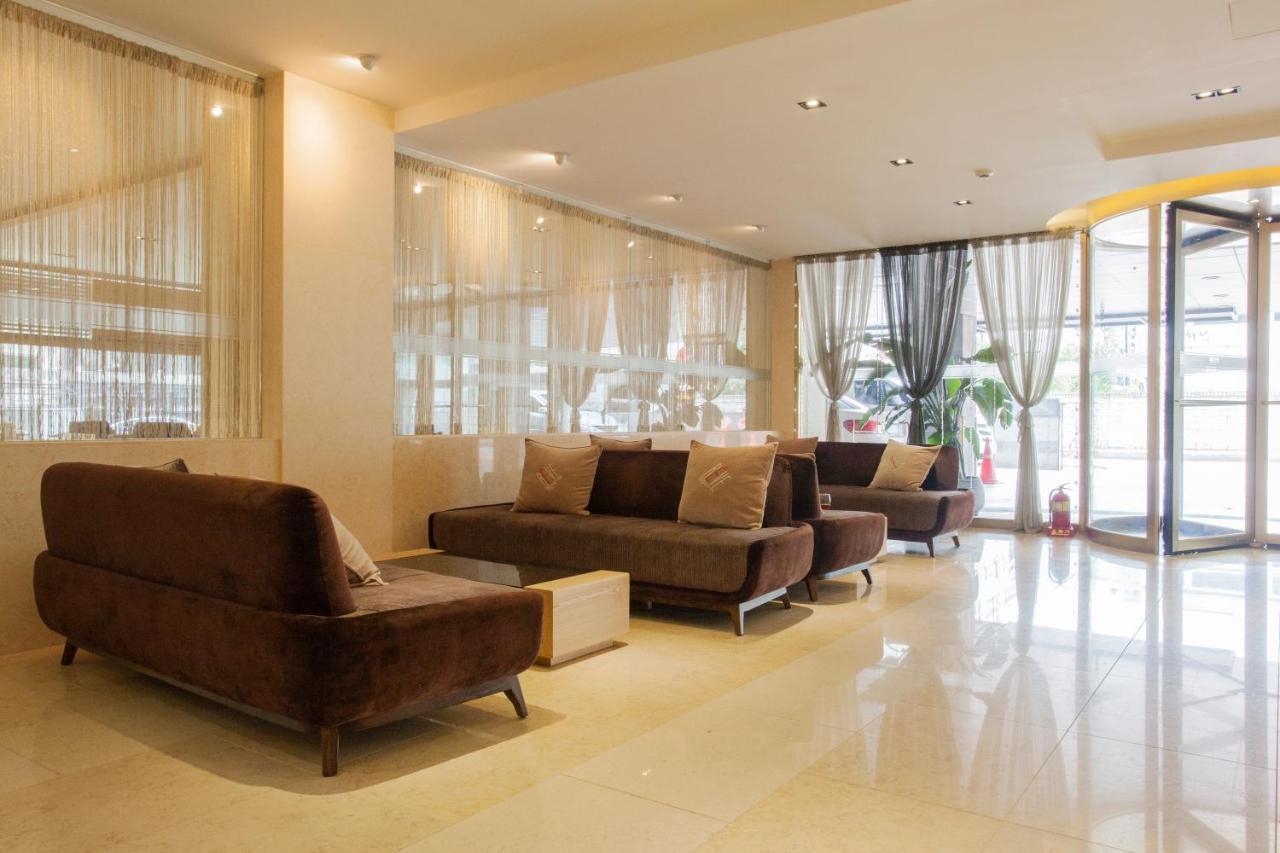 Suwon Reve Hotel Exterior photo