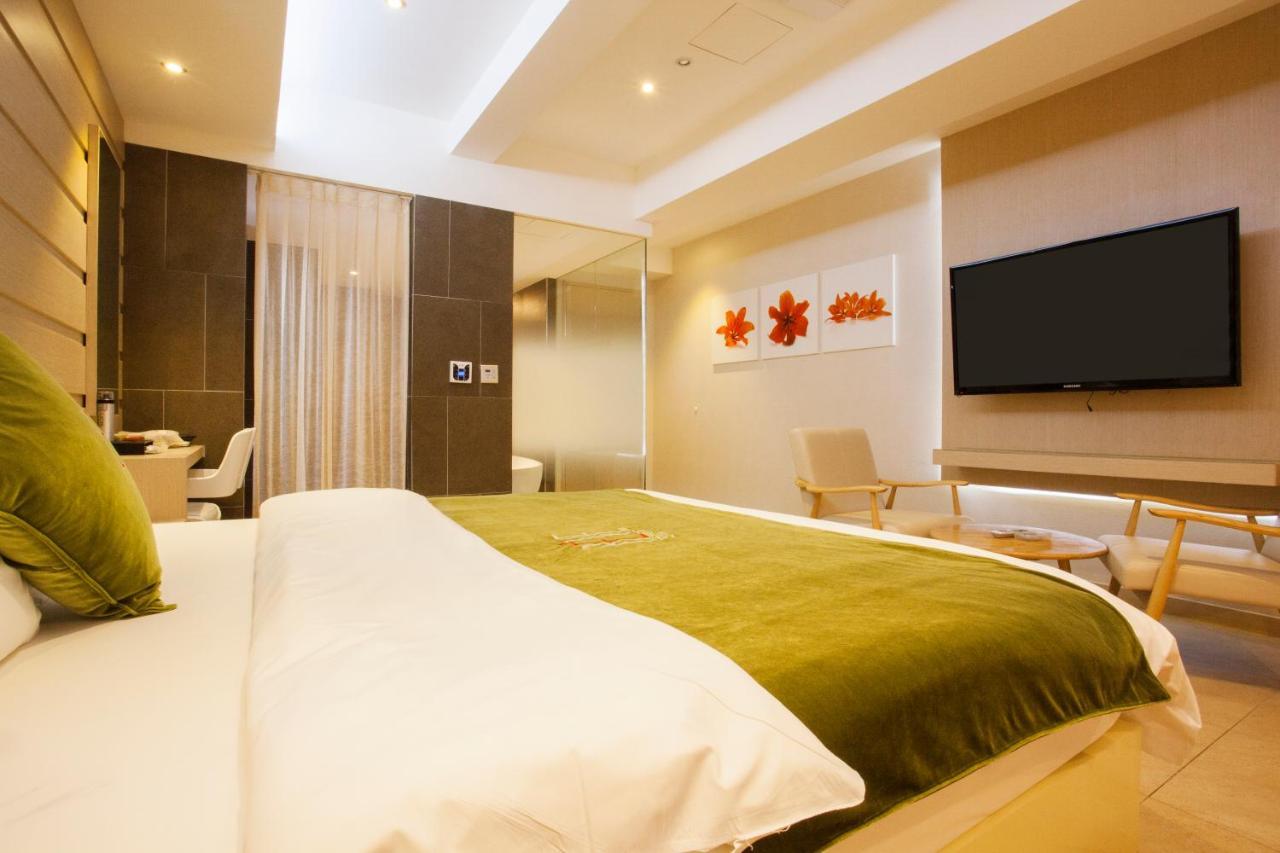 Suwon Reve Hotel Exterior photo