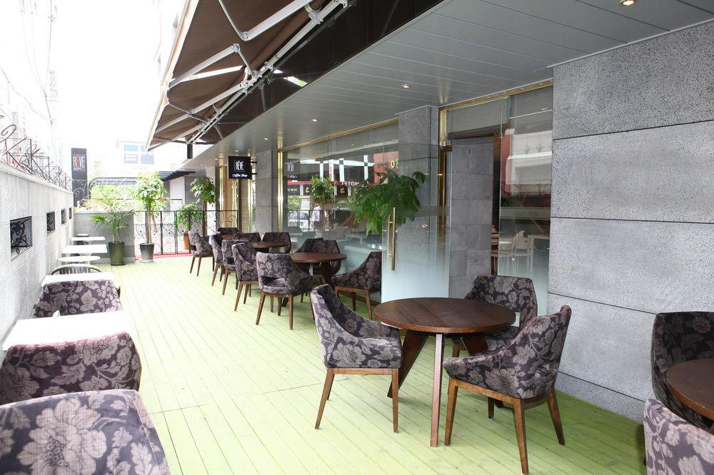 Suwon Reve Hotel Exterior photo