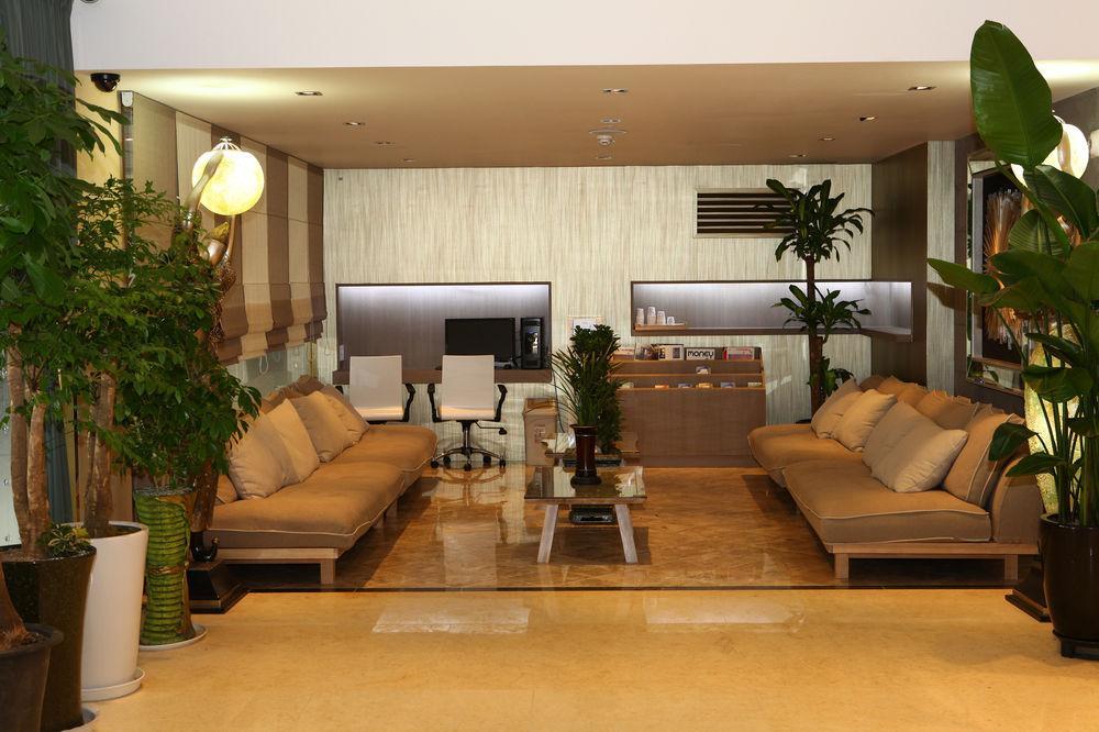Suwon Reve Hotel Exterior photo