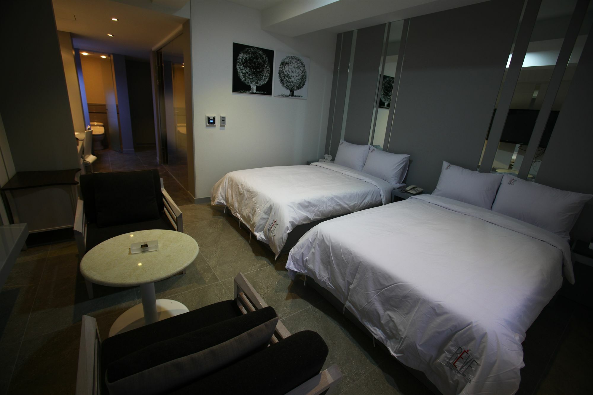 Suwon Reve Hotel Exterior photo